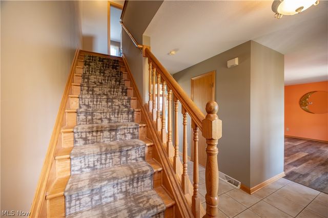 5128 Clearfield Drive, Mineral Ridge, OH 44440