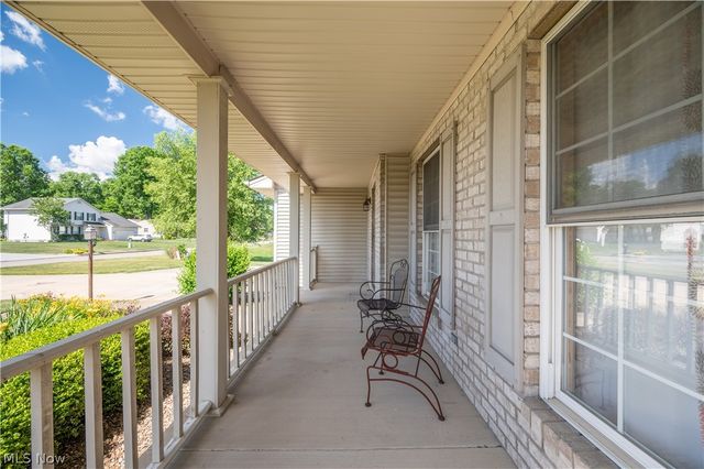 5128 Clearfield Drive, Mineral Ridge, OH 44440