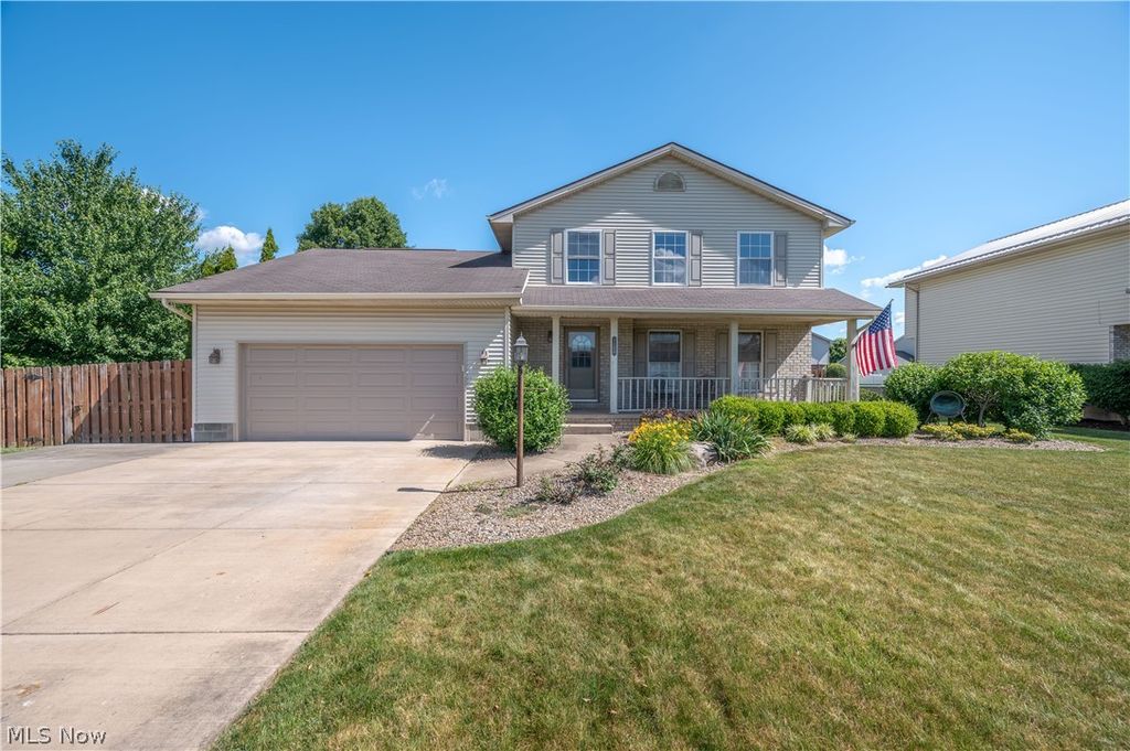 5128 Clearfield Drive, Mineral Ridge, OH 44440