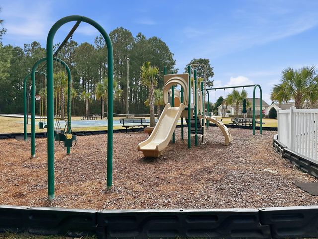 456 Hillsborough Dr., Conway, SC 29526