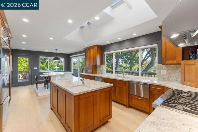 110 El Nido Court, Diablo, CA 94528