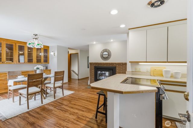 3822 Shelby Road, Lynnwood, WA 98087