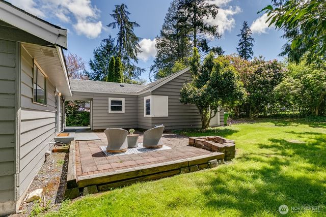3822 Shelby Road, Lynnwood, WA 98087