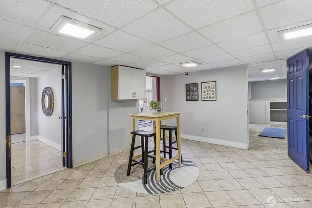 3822 Shelby Road, Lynnwood, WA 98087