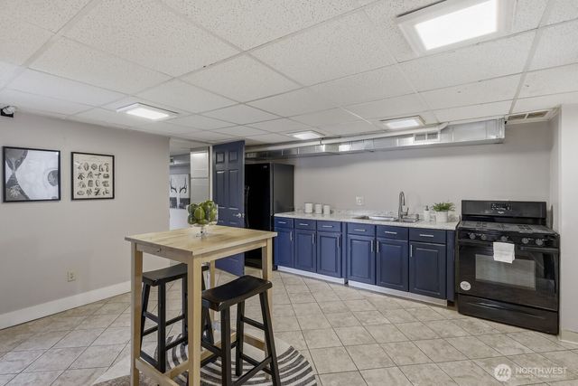 3822 Shelby Road, Lynnwood, WA 98087