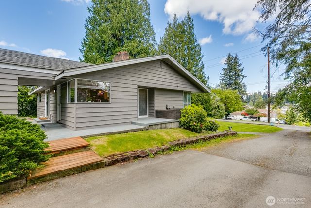 3822 Shelby Road, Lynnwood, WA 98087