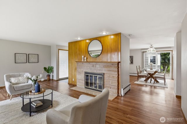 3822 Shelby Road, Lynnwood, WA 98087