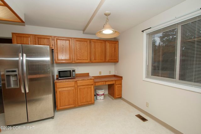 19301 Verdant Circle, Eagle River, AK 99577