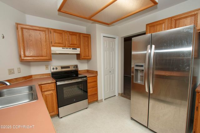19301 Verdant Circle, Eagle River, AK 99577