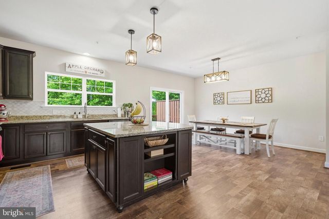 555 ENGLISH OAK LN, Prince Frederick, MD 20678