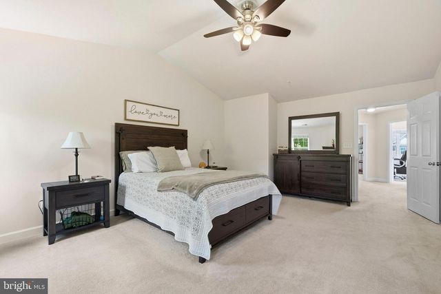 555 ENGLISH OAK LN, Prince Frederick, MD 20678
