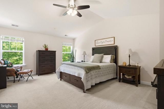 555 ENGLISH OAK LN, Prince Frederick, MD 20678