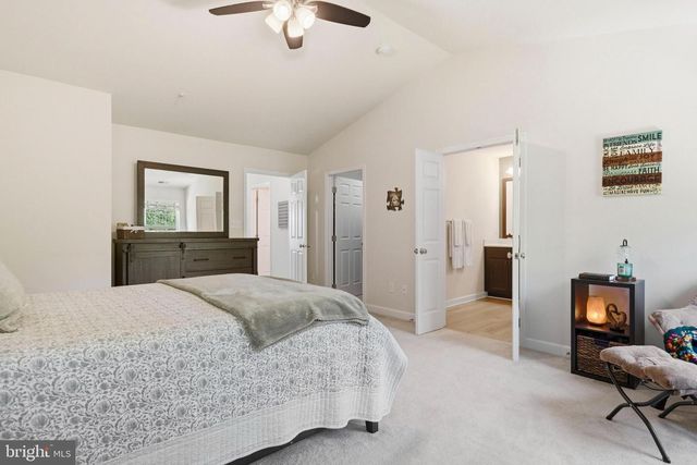 555 ENGLISH OAK LN, Prince Frederick, MD 20678