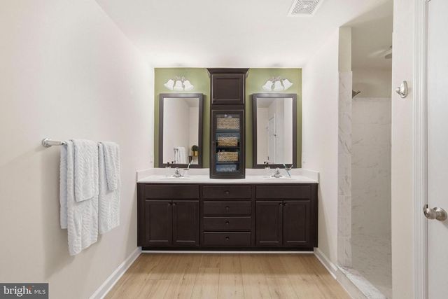 555 ENGLISH OAK LN, Prince Frederick, MD 20678