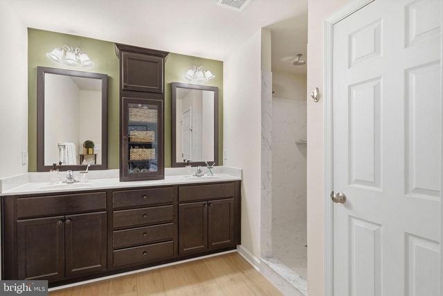 555 ENGLISH OAK LN, Prince Frederick, MD 20678