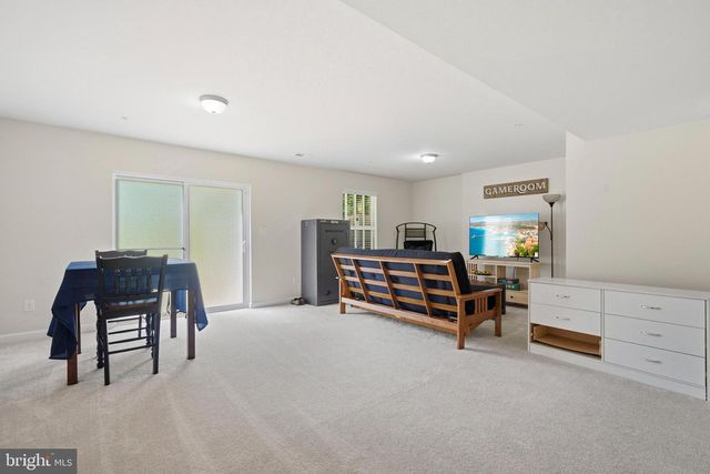 555 ENGLISH OAK LN, Prince Frederick, MD 20678