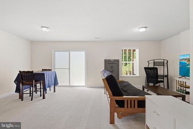 555 ENGLISH OAK LN, Prince Frederick, MD 20678