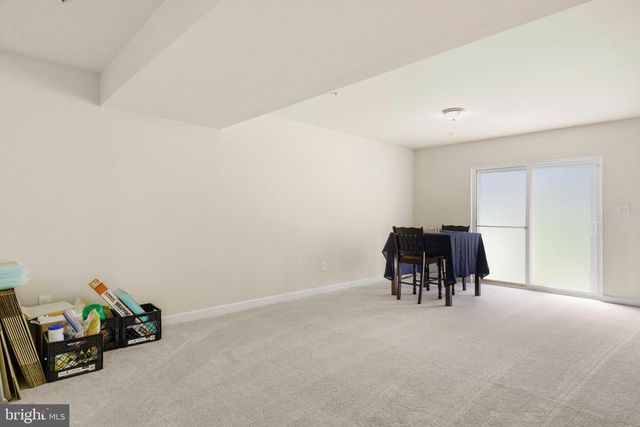 555 ENGLISH OAK LN, Prince Frederick, MD 20678