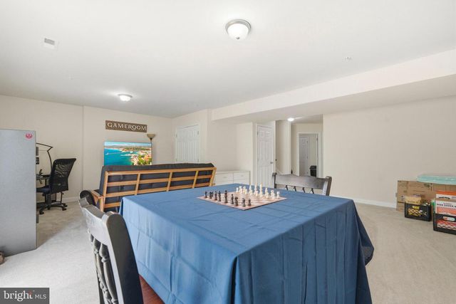 555 ENGLISH OAK LN, Prince Frederick, MD 20678