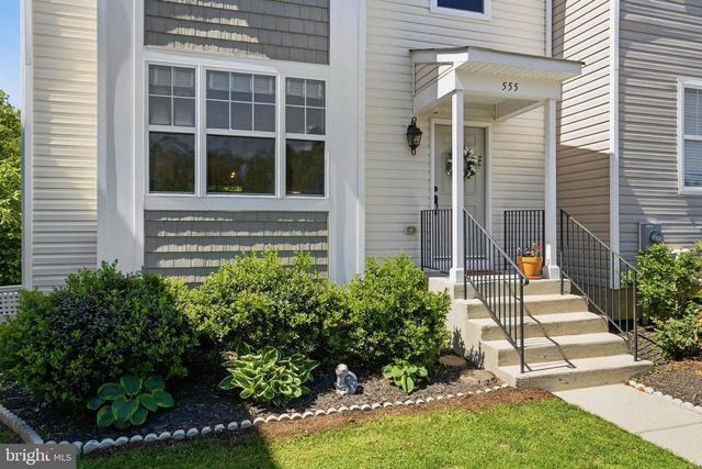555 ENGLISH OAK LN, Prince Frederick, MD 20678
