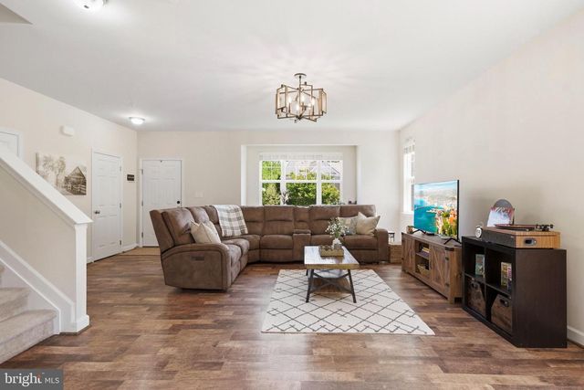 555 ENGLISH OAK LN, Prince Frederick, MD 20678