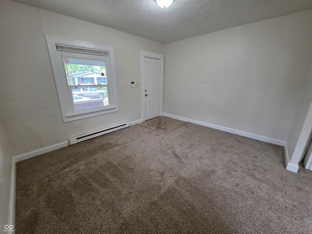 833 N Gladstone Avenue, Indianapolis, IN 46201
