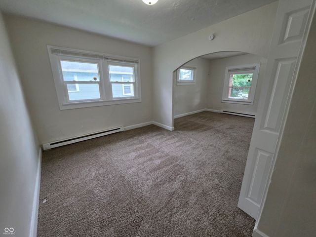 833 N Gladstone Avenue, Indianapolis, IN 46201