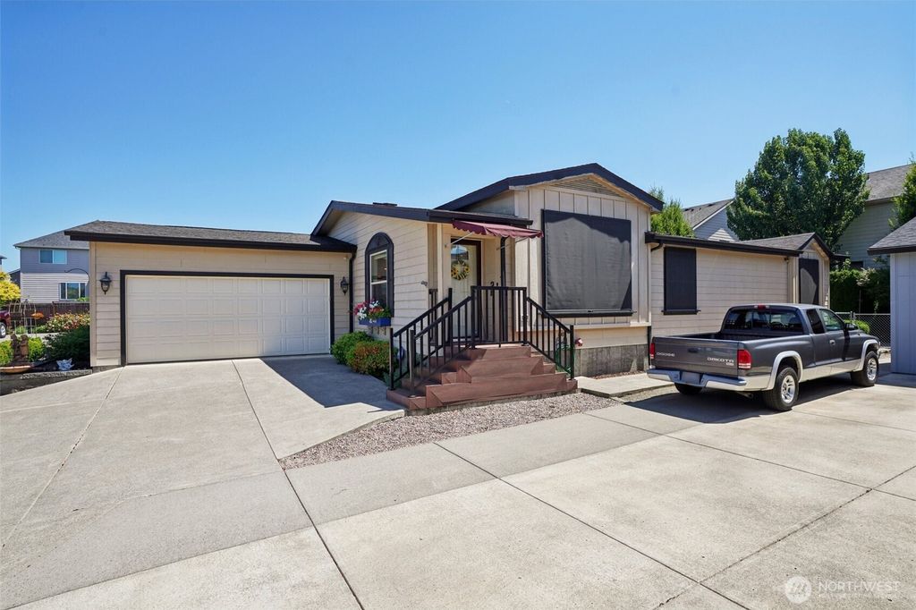 5101 NE 121st Avenue #127, Vancouver, WA 98682