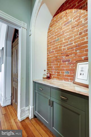 221 DOUGLASS ST, Reading, PA 19601