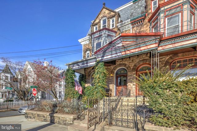 221 DOUGLASS ST, Reading, PA 19601