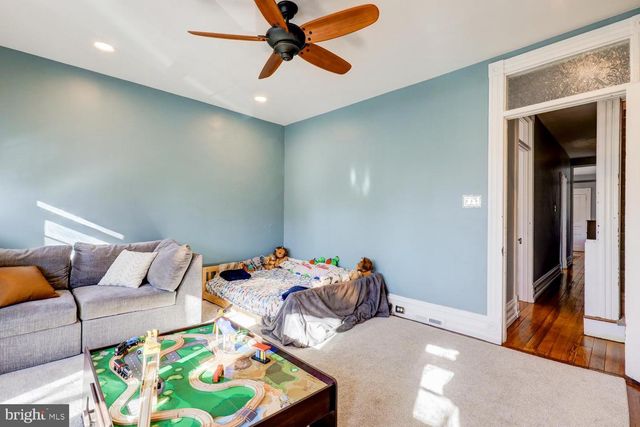 221 DOUGLASS ST, Reading, PA 19601