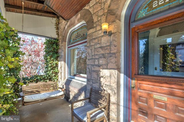 221 DOUGLASS ST, Reading, PA 19601