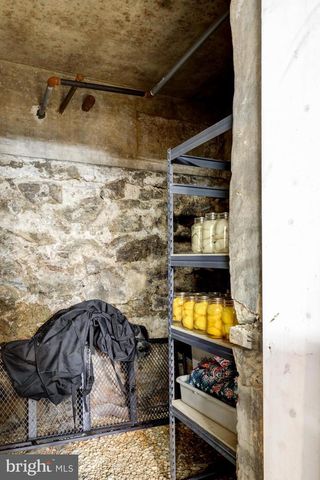 221 DOUGLASS ST, Reading, PA 19601