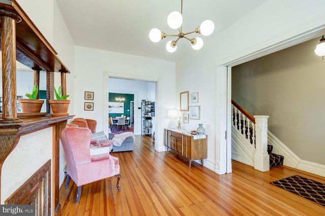 221 DOUGLASS ST, Reading, PA 19601