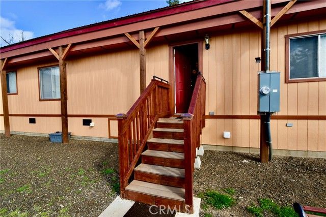 14804 Oregon Rd, Hornbrook, CA 96044