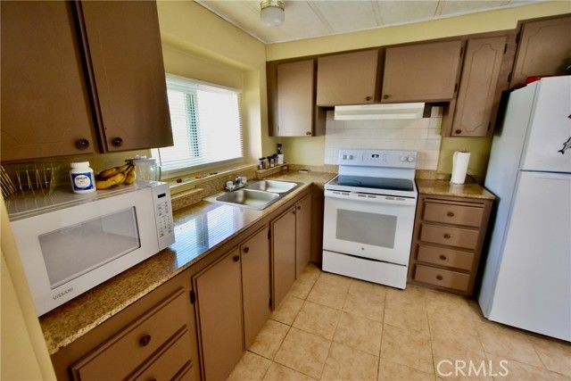 14804 Oregon Rd, Hornbrook, CA 96044