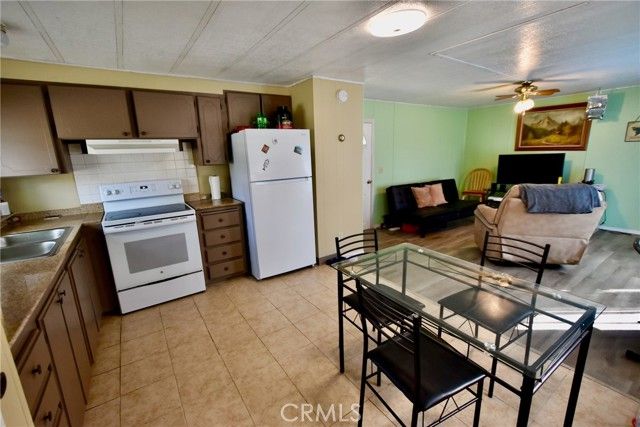 14804 Oregon Rd, Hornbrook, CA 96044