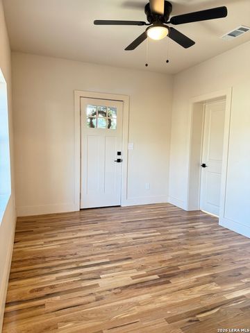 219 Carle, San Antonio, TX 78204