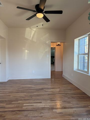 219 Carle, San Antonio, TX 78204