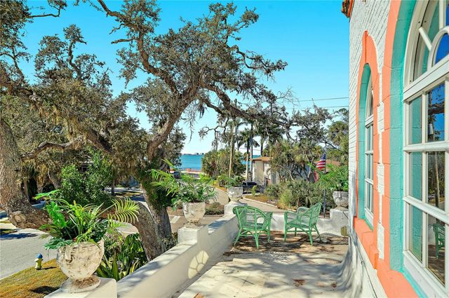 2830 BAY SHORE CIRCLE, Sarasota, FL 34234