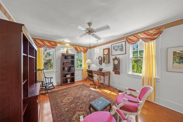 2830 BAY SHORE CIRCLE, Sarasota, FL 34234