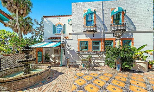2830 BAY SHORE CIRCLE, Sarasota, FL 34234