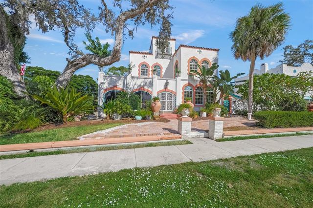 2830 BAY SHORE CIRCLE, Sarasota, FL 34234