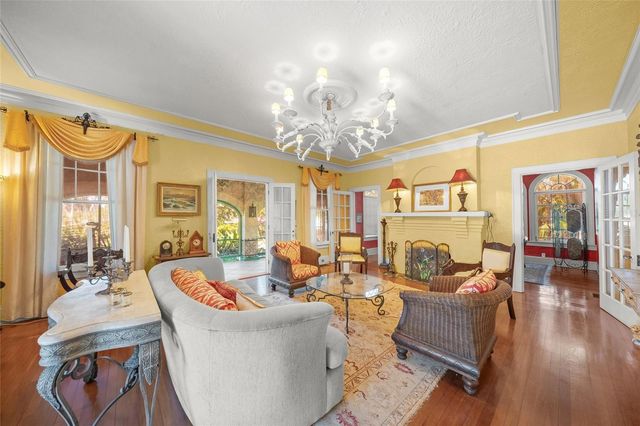 2830 BAY SHORE CIRCLE, Sarasota, FL 34234