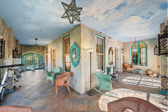 2830 BAY SHORE CIRCLE, Sarasota, FL 34234