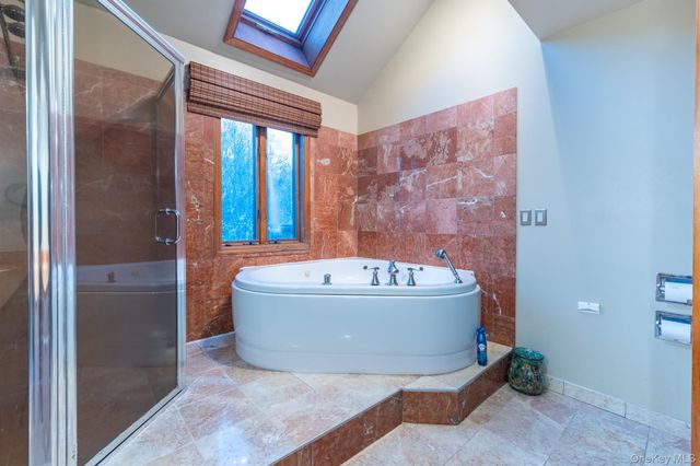 22 Weyant Road, Fort Montgomery, NY 10922