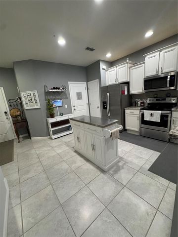 1148 PAVIA DRIVE, Apopka, FL 32703