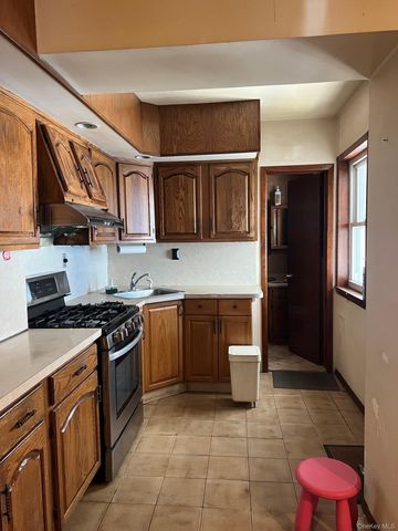 1936 W 5th Street, Brooklyn, NY 11223