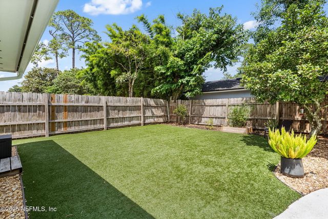 1111 18TH Street N, Jacksonville Beach, FL 32250