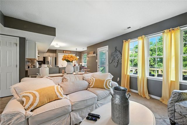 3006 Creek Meadow Cir, North Chesterfield, VA 23234